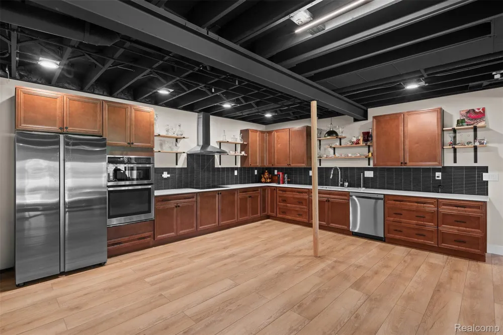 55550 Lee Road Lyon Charter Township, MI 48165