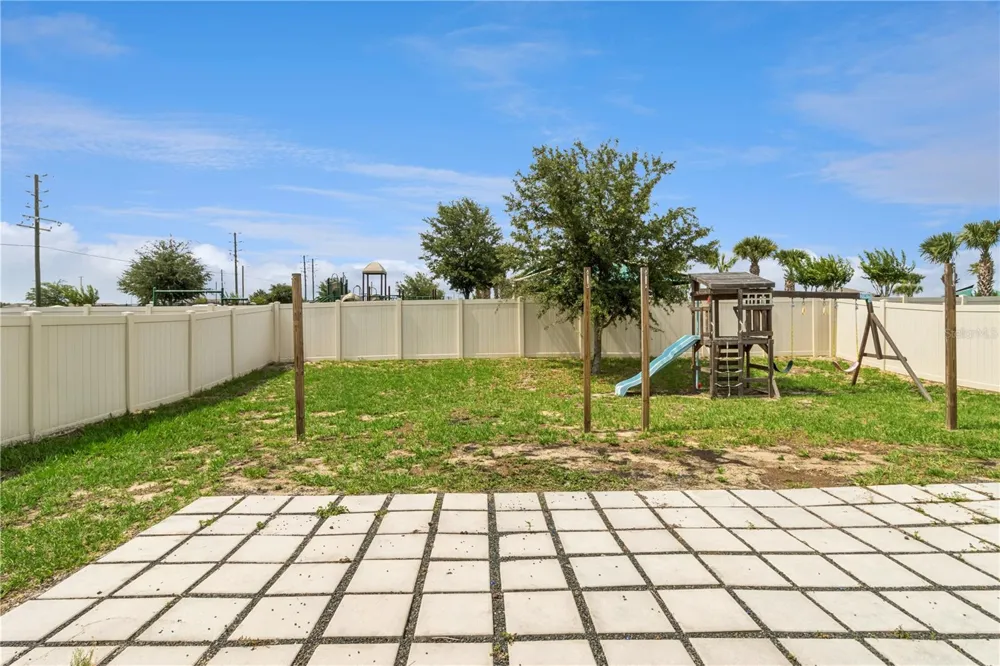 310 CITRUS POINTE DRIVE Davenport, FL 33837