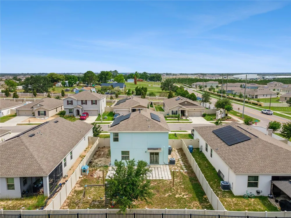 310 CITRUS POINTE DRIVE Davenport, FL 33837