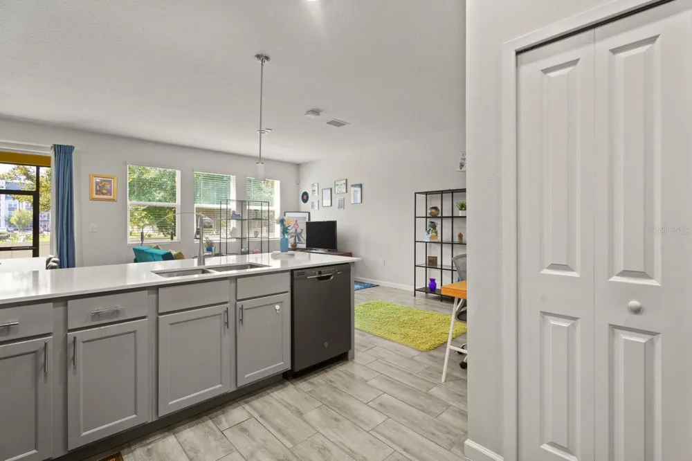 9174 TECUMSEH DRIVE Orlando, FL 32825