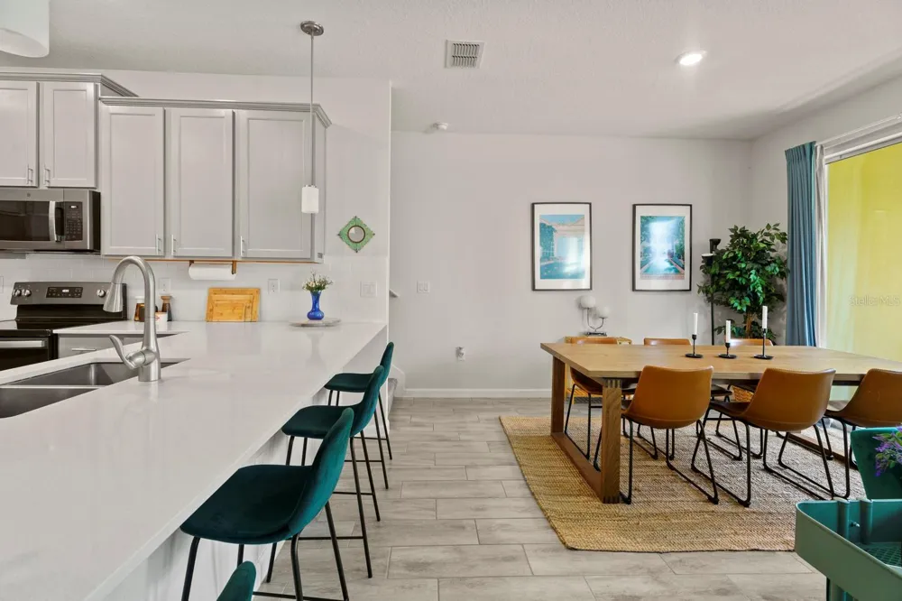 9174 TECUMSEH DRIVE Orlando, FL 32825