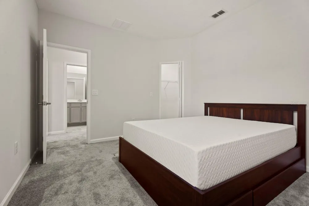 9174 TECUMSEH DRIVE Orlando, FL 32825