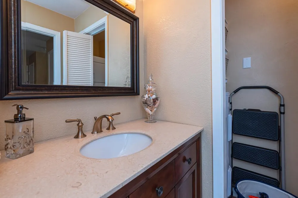 209 Forest Hills #233 Rockport, TX 78382