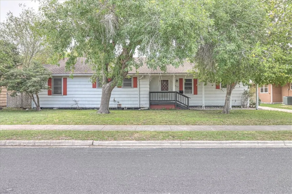 517 Mcclendon Street Corpus Christi, TX 78404