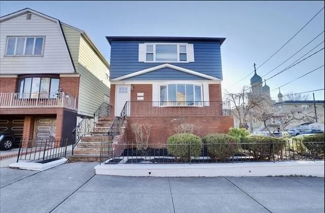 728 KENNEDY BLVD Bayonne, NJ 07087