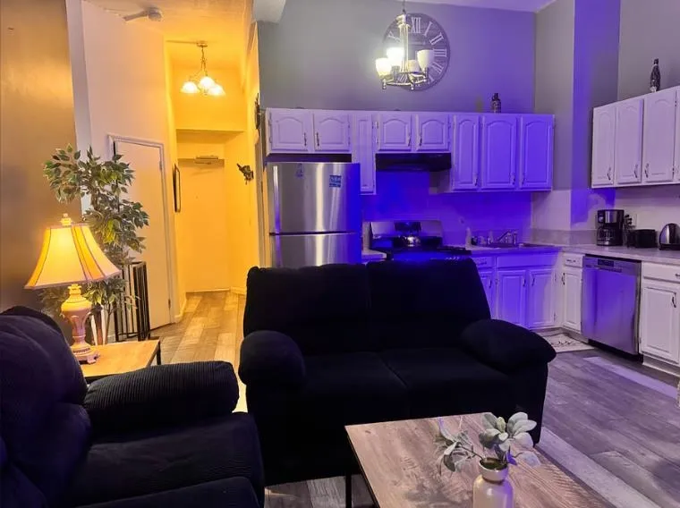 812 PALISADE AVE Union City, NJ 07087