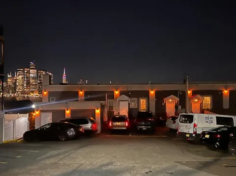 812 PALISADE AVE