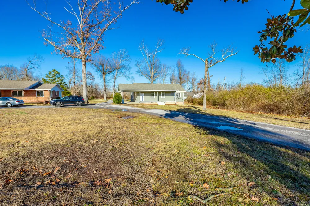 1819 Jenkins Road Chattanooga, TN 37421