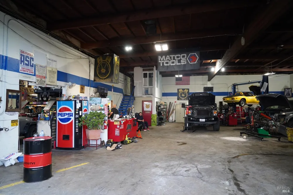 209 Commercial Street Vallejo, CA 94589