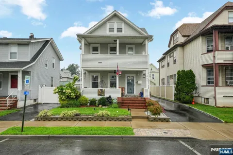 74 Christie Avenue 2