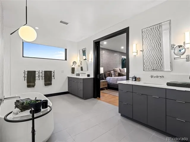 2110 S Cook Street Denver, CO 80210