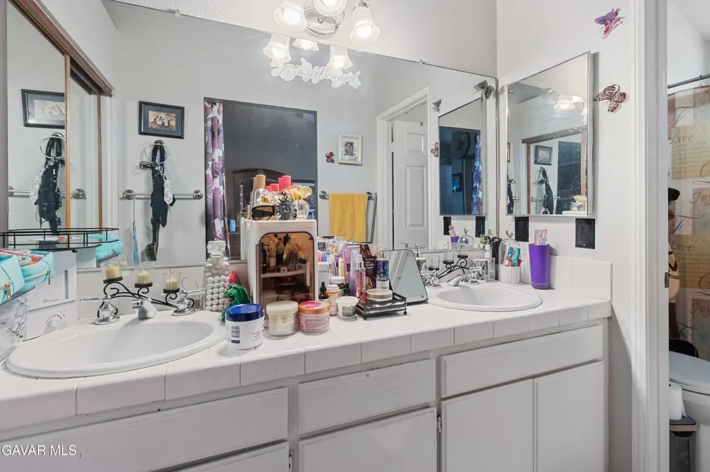 2641 Peaceful Way Lancaster, CA 93535