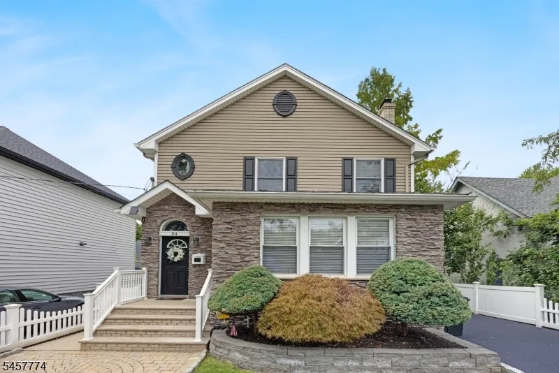 84 Vanderburgh Ave Rutherford, NJ 07070