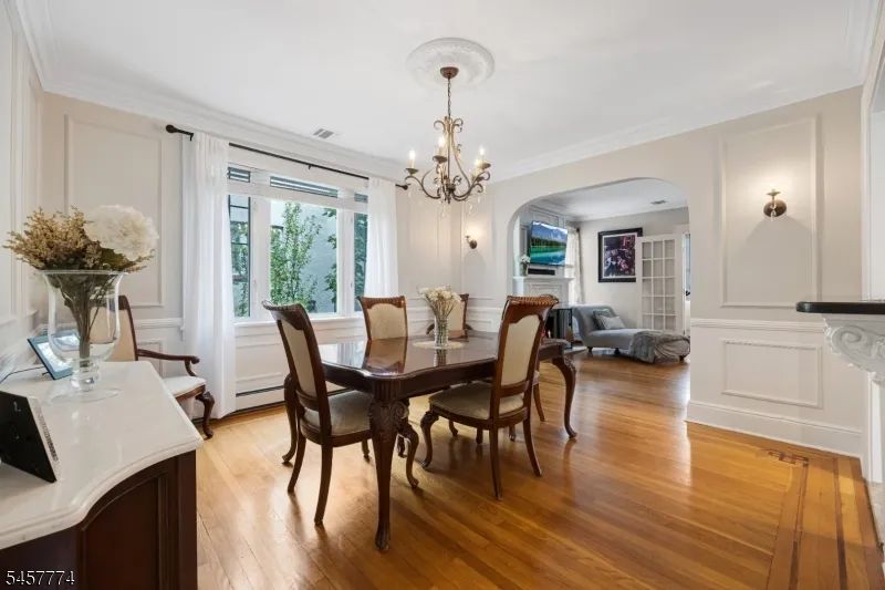 84 Vanderburgh Ave Rutherford, NJ 07070