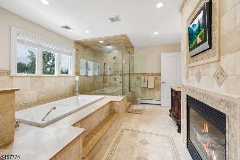 84 Vanderburgh Ave Rutherford, NJ 07070