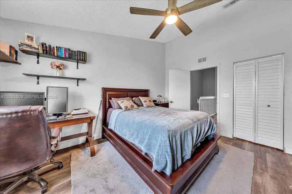 12152 SW 4th St Pembroke Pines, FL 33025