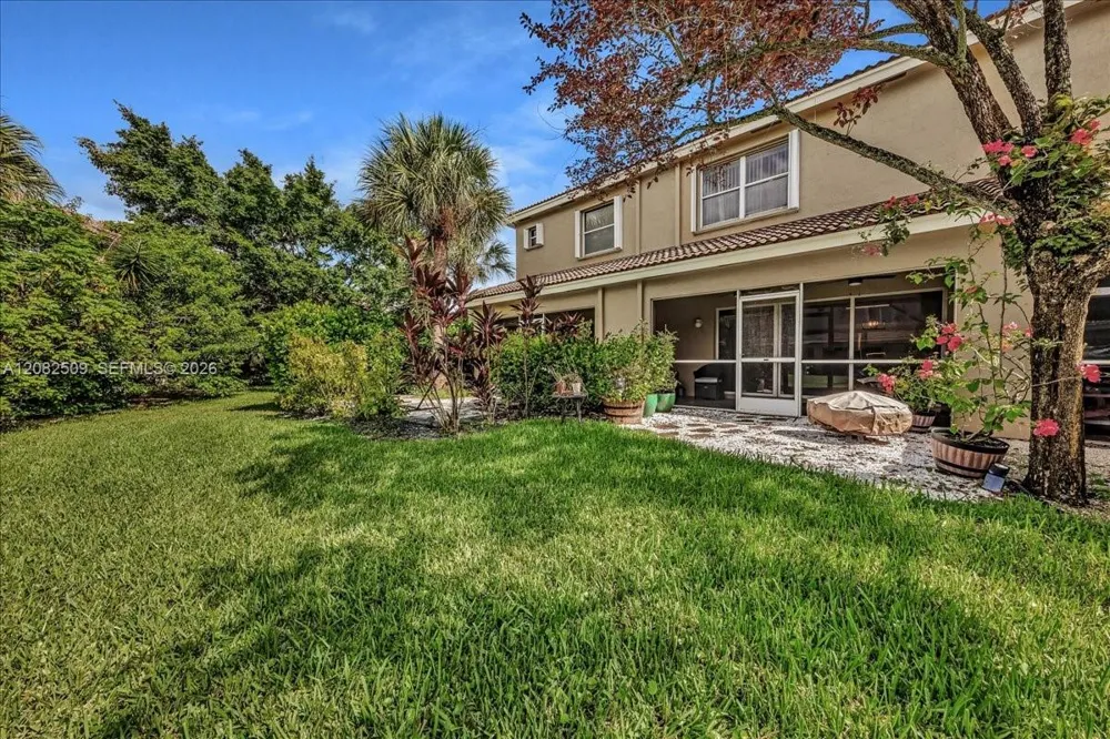 12152 SW 4th St Pembroke Pines, FL 33025