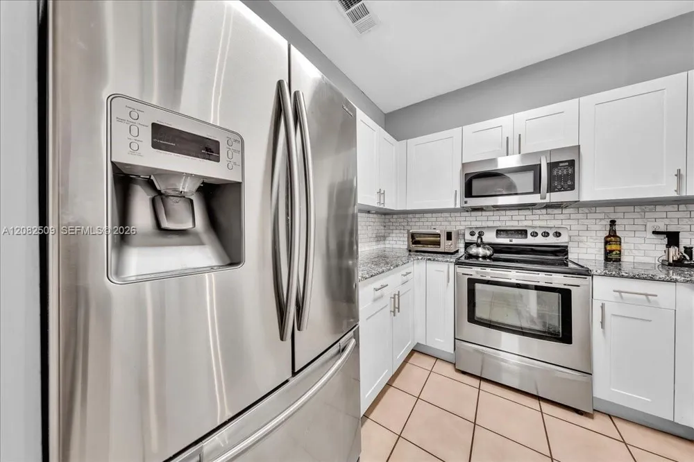 12152 SW 4th St Pembroke Pines, FL 33025