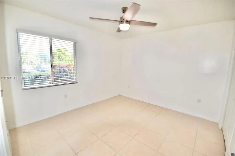 1650 SW 124th Ter #102D Pembroke Pines, FL 33027