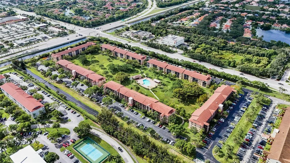 1650 SW 124th Ter #102D Pembroke Pines, FL 33027
