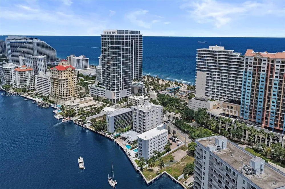 95 Birch Rd #301 Fort Lauderdale, FL 33304