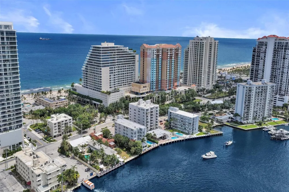 95 Birch Rd #301 Fort Lauderdale, FL 33304