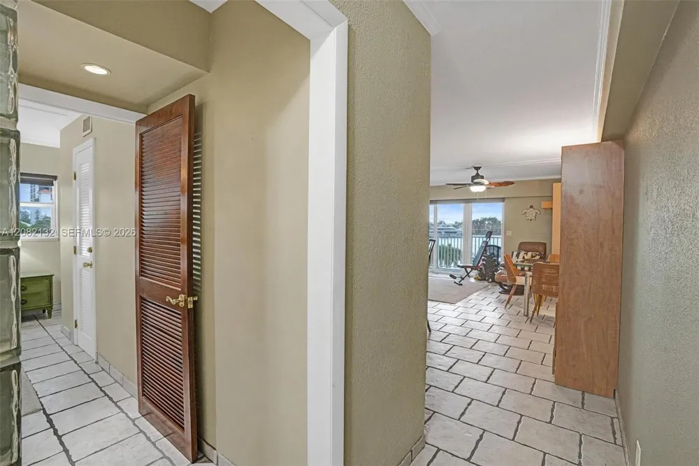95 Birch Rd #301 Fort Lauderdale, FL 33304