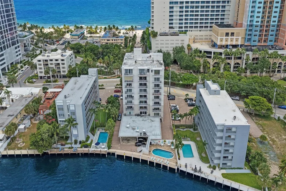 95 Birch Rd #301 Fort Lauderdale, FL 33304