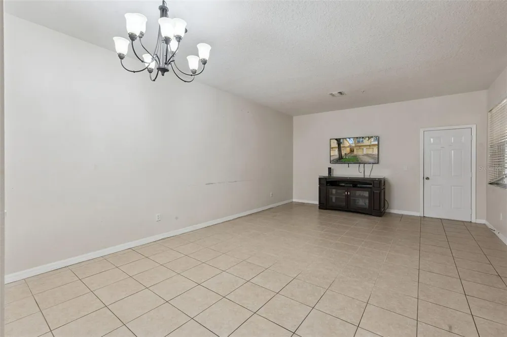 2820 OAKWATER DRIVE Kissimmee, FL 34747