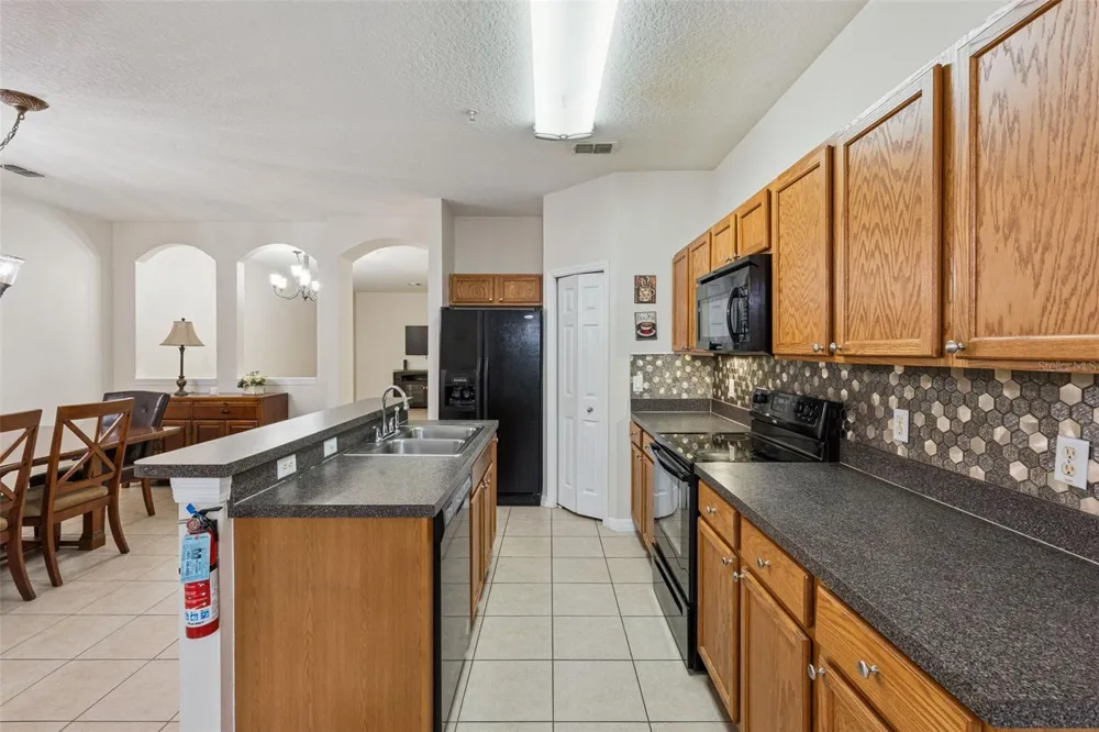 2820 OAKWATER DRIVE Kissimmee, FL 34747