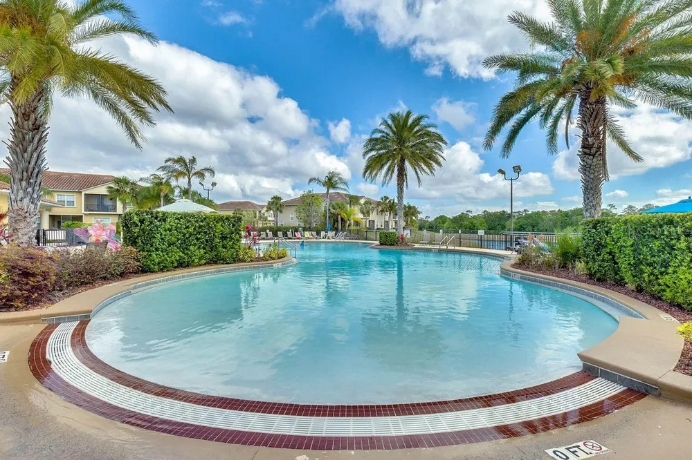 2820 OAKWATER DRIVE Kissimmee, FL 34747