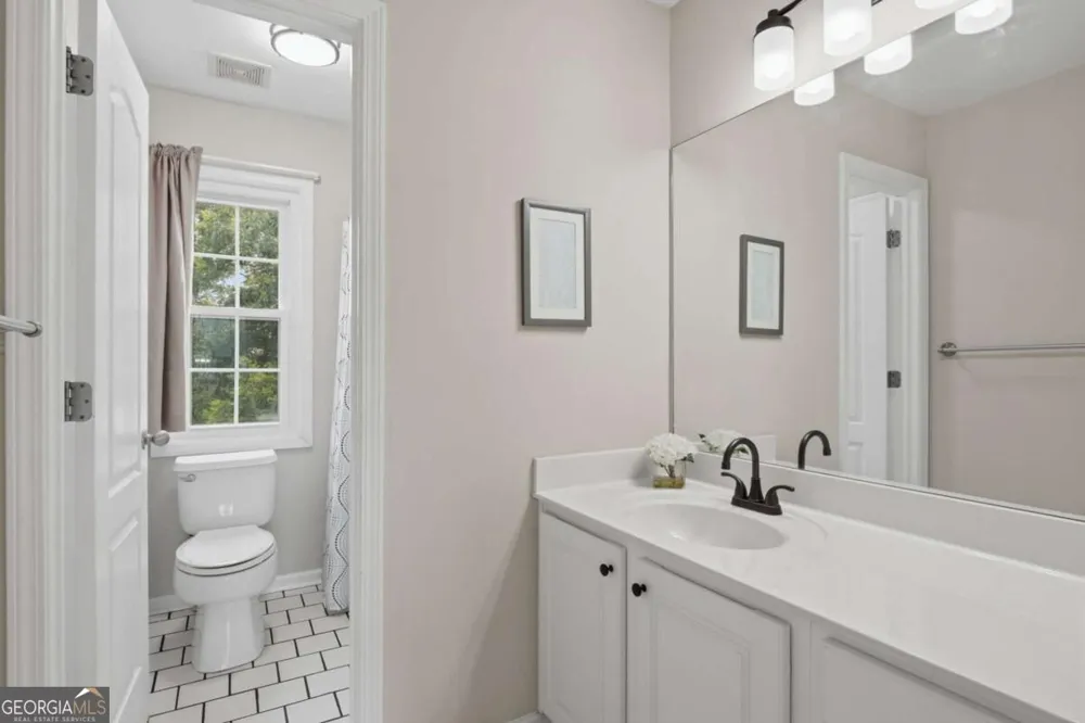 8205 Applewood CT Gainesville, GA 30506