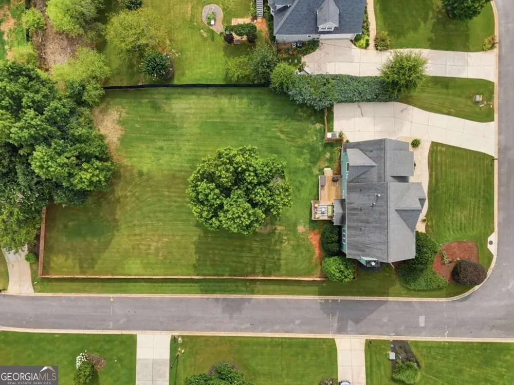 8205 Applewood CT Gainesville, GA 30506