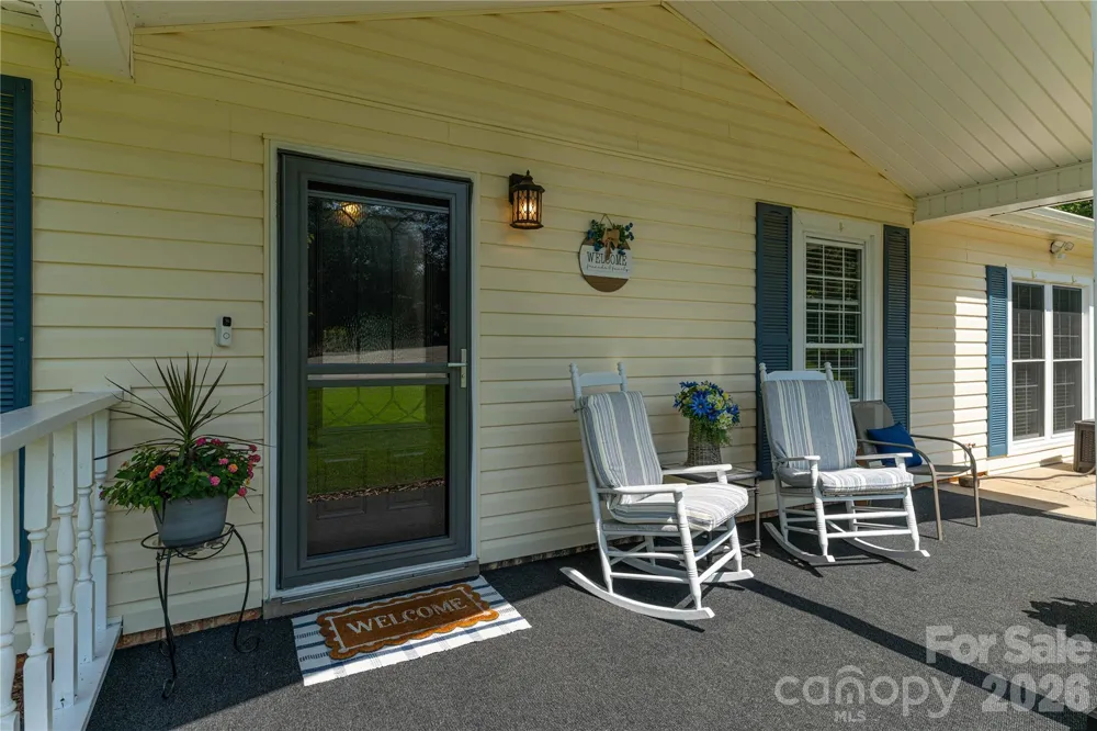 11 Crandon Court Asheville, NC 28804