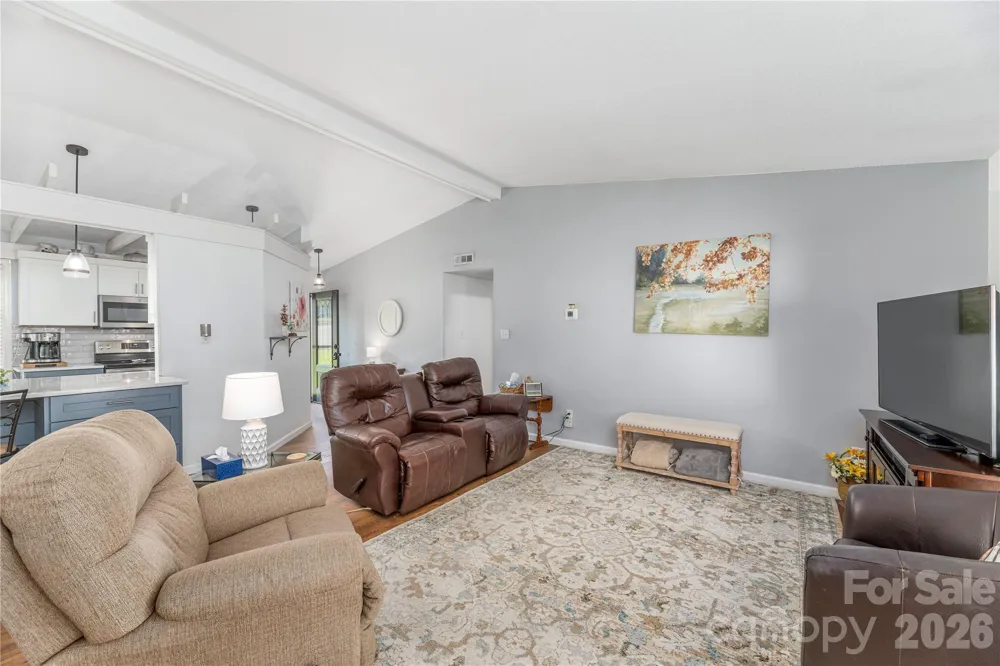 11 Crandon Court Asheville, NC 28804