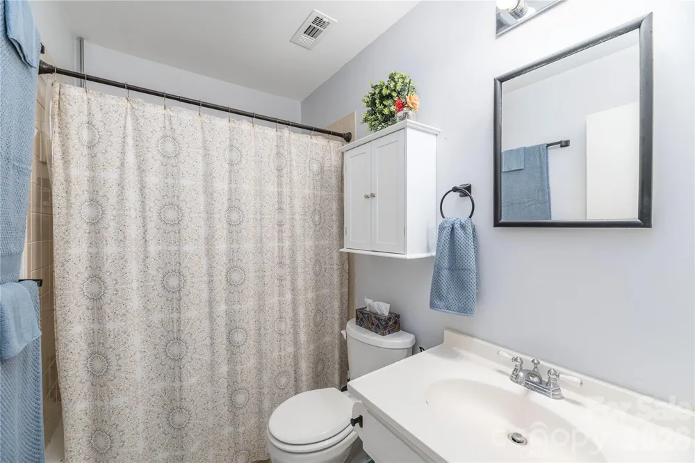 11 Crandon Court Asheville, NC 28804