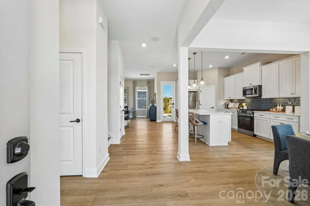 6101 Daisy Dale Drive Pineville, NC 28134