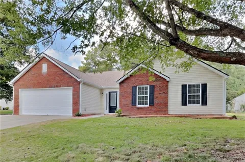 410 Crestbend Lane