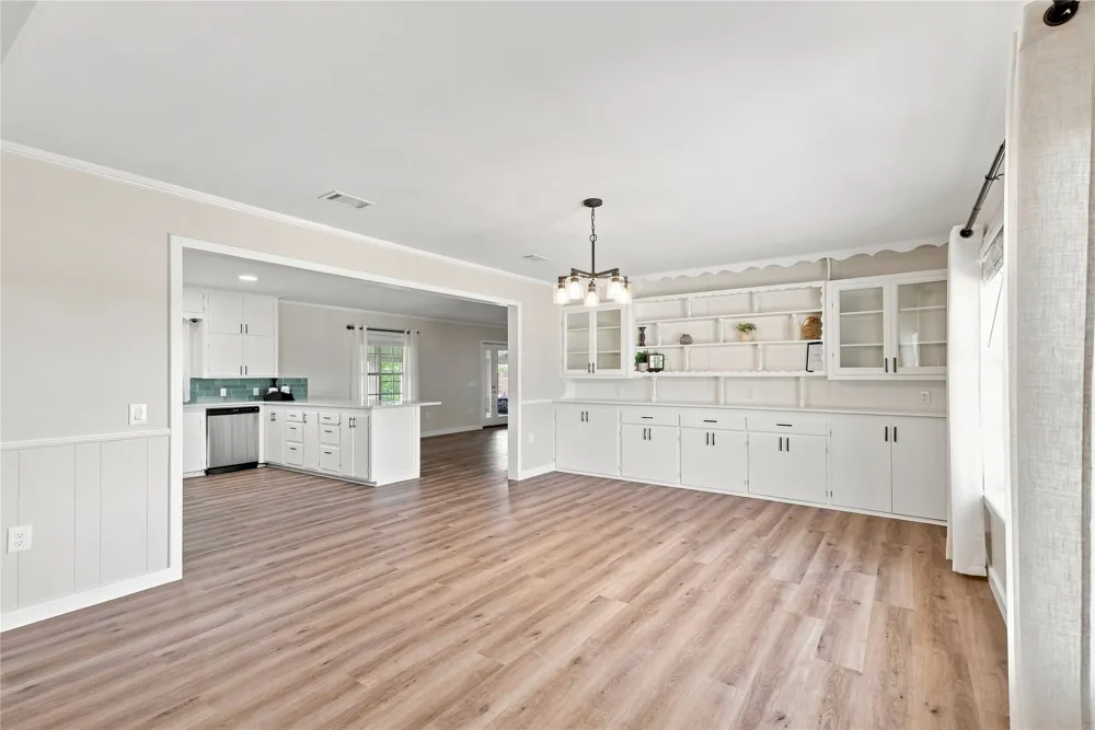 1329 County Road 3357 Saltillo, TX 75478