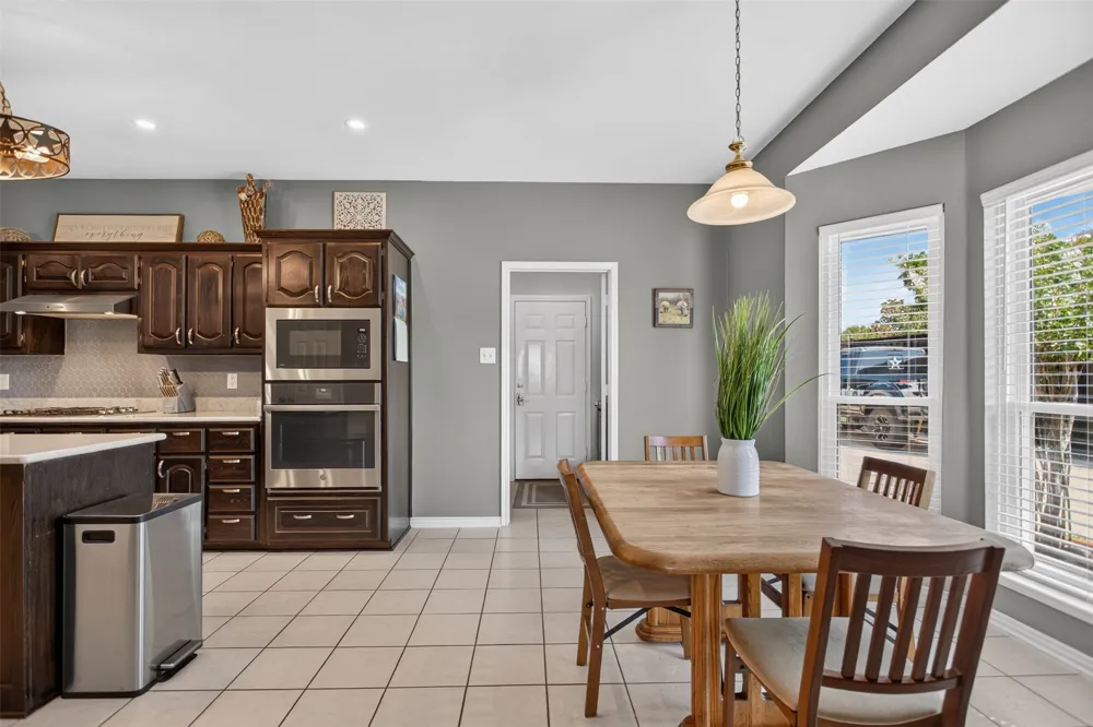 205 Thomas Drive Murphy, TX 75094