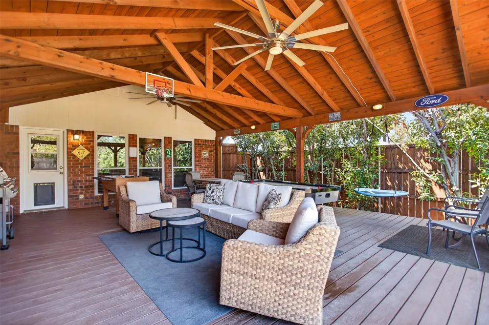 205 Thomas Drive Murphy, TX 75094