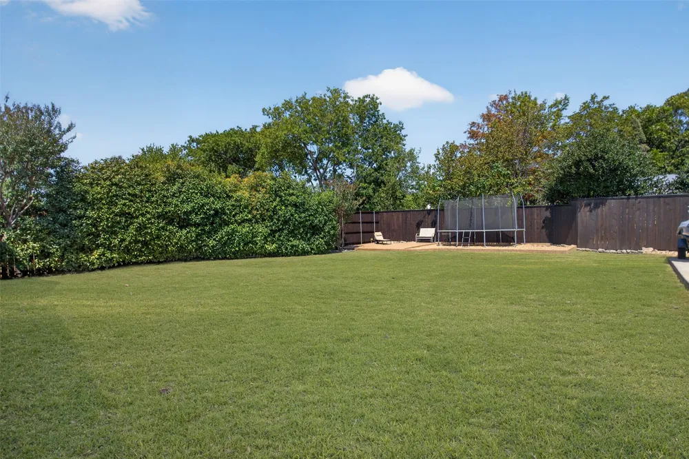 205 Thomas Drive Murphy, TX 75094