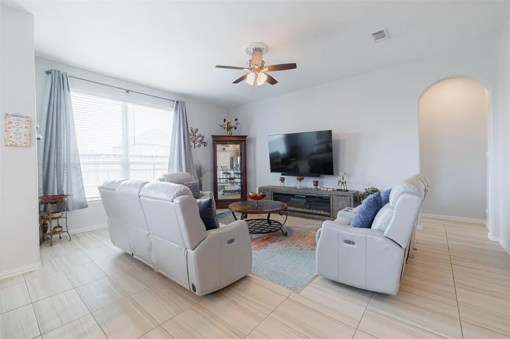 30118 Cascading Brook Way Brookshire, TX 77423