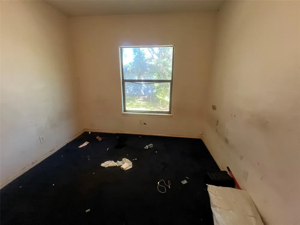 7612 E Magnolia Street Houston, TX 77012