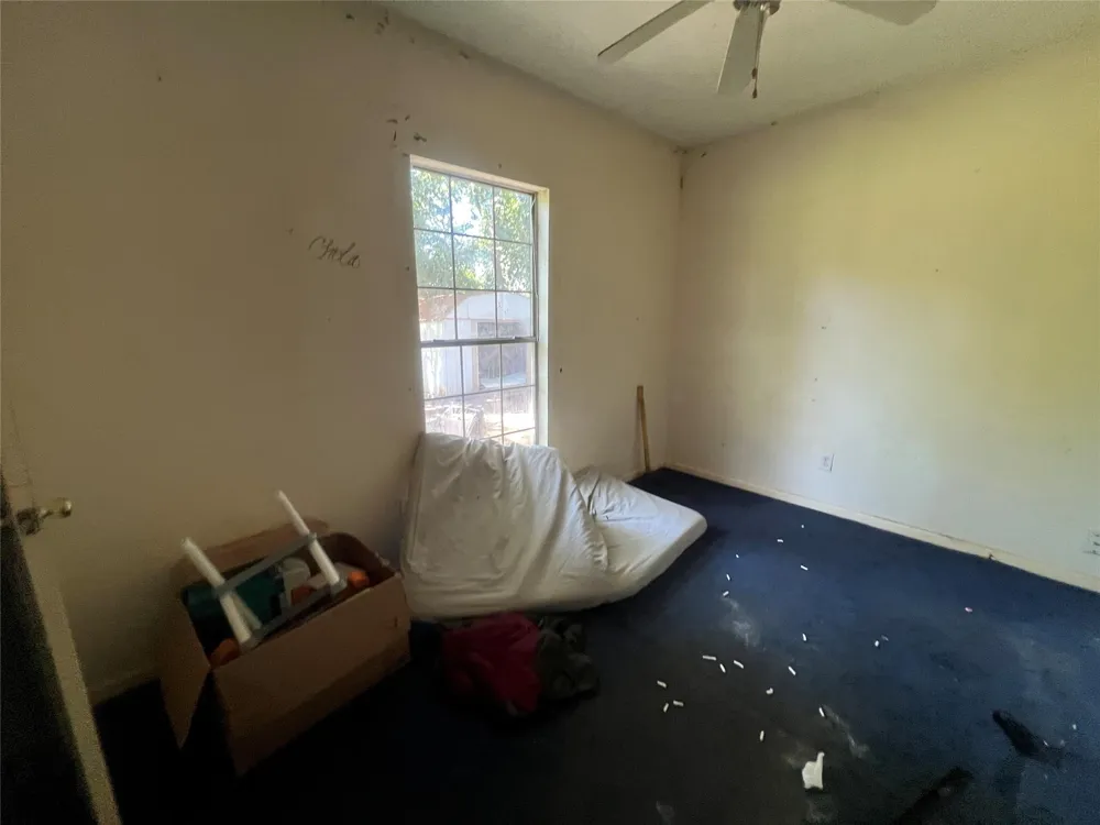 7612 E Magnolia Street Houston, TX 77012