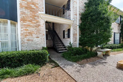 7900 Westheimer Road #216