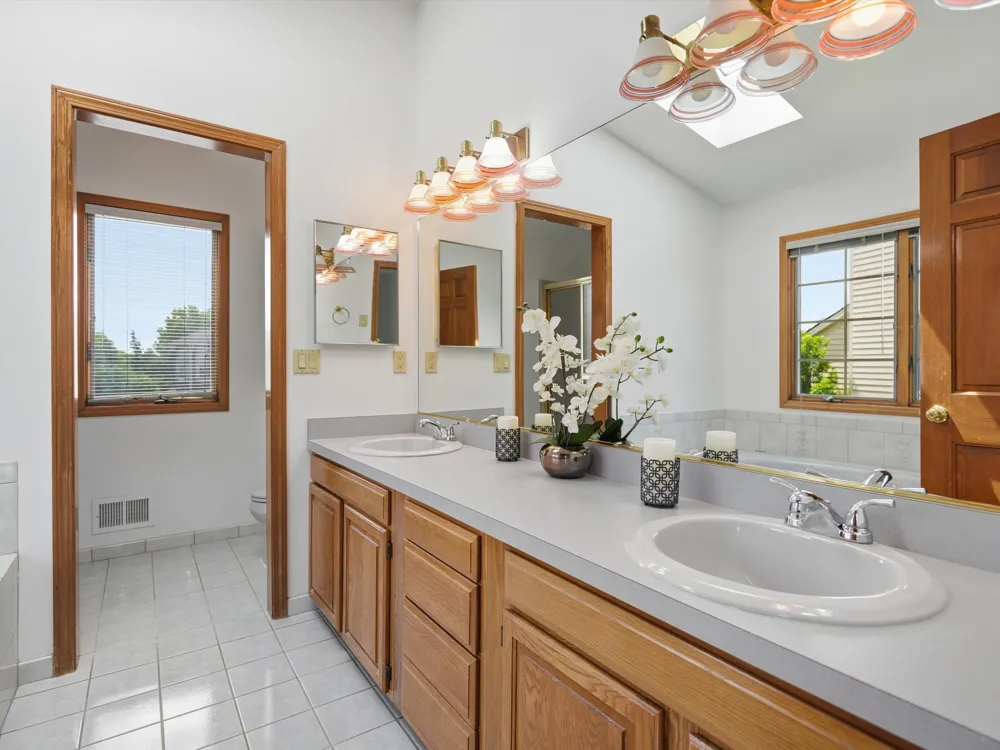 1657 Wake Robin Court Ann Arbor, MI 48103