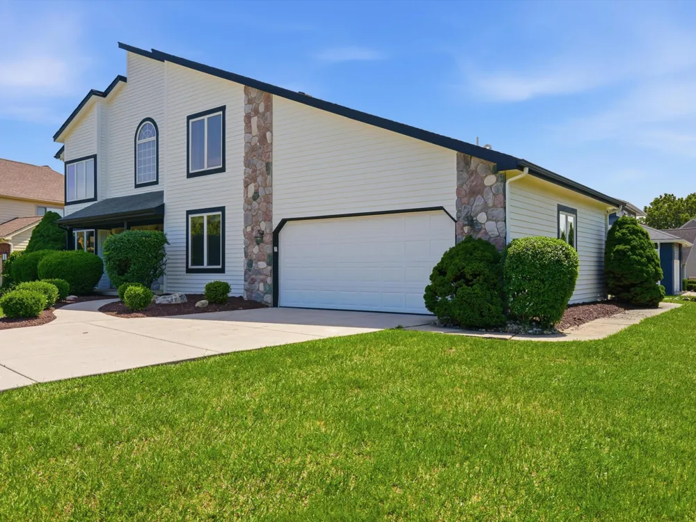 1657 Wake Robin Court Ann Arbor, MI 48103