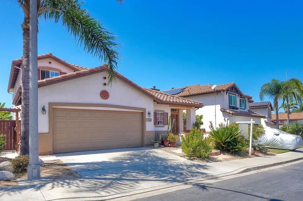 1469 TURQUOISE DRIVE Carlsbad, CA 92011
