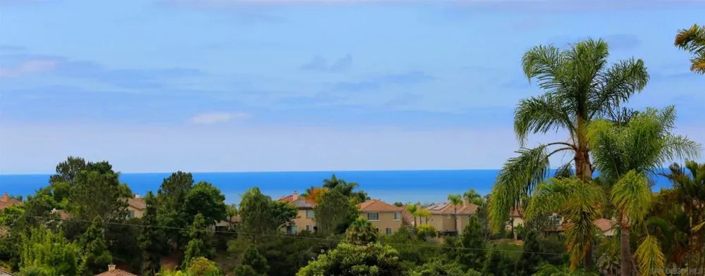 1469 TURQUOISE DRIVE Carlsbad, CA 92011